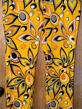 Loudmouth Golf Pants Mens 38xUF Shagadelic Psychedelic Yellow Brand New with Tag